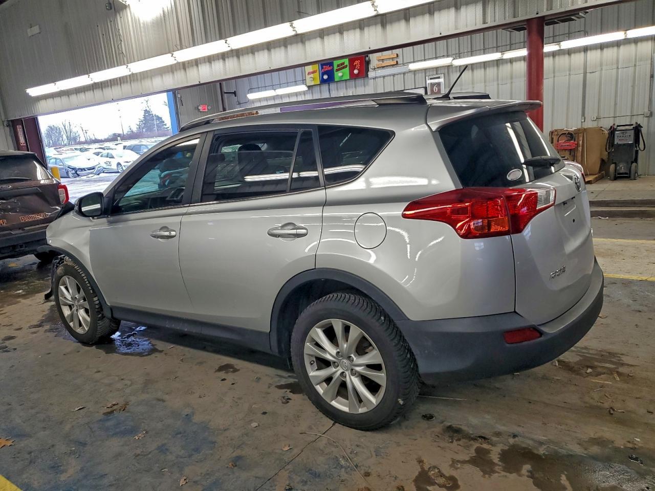 2015 TOYOTA RAV4