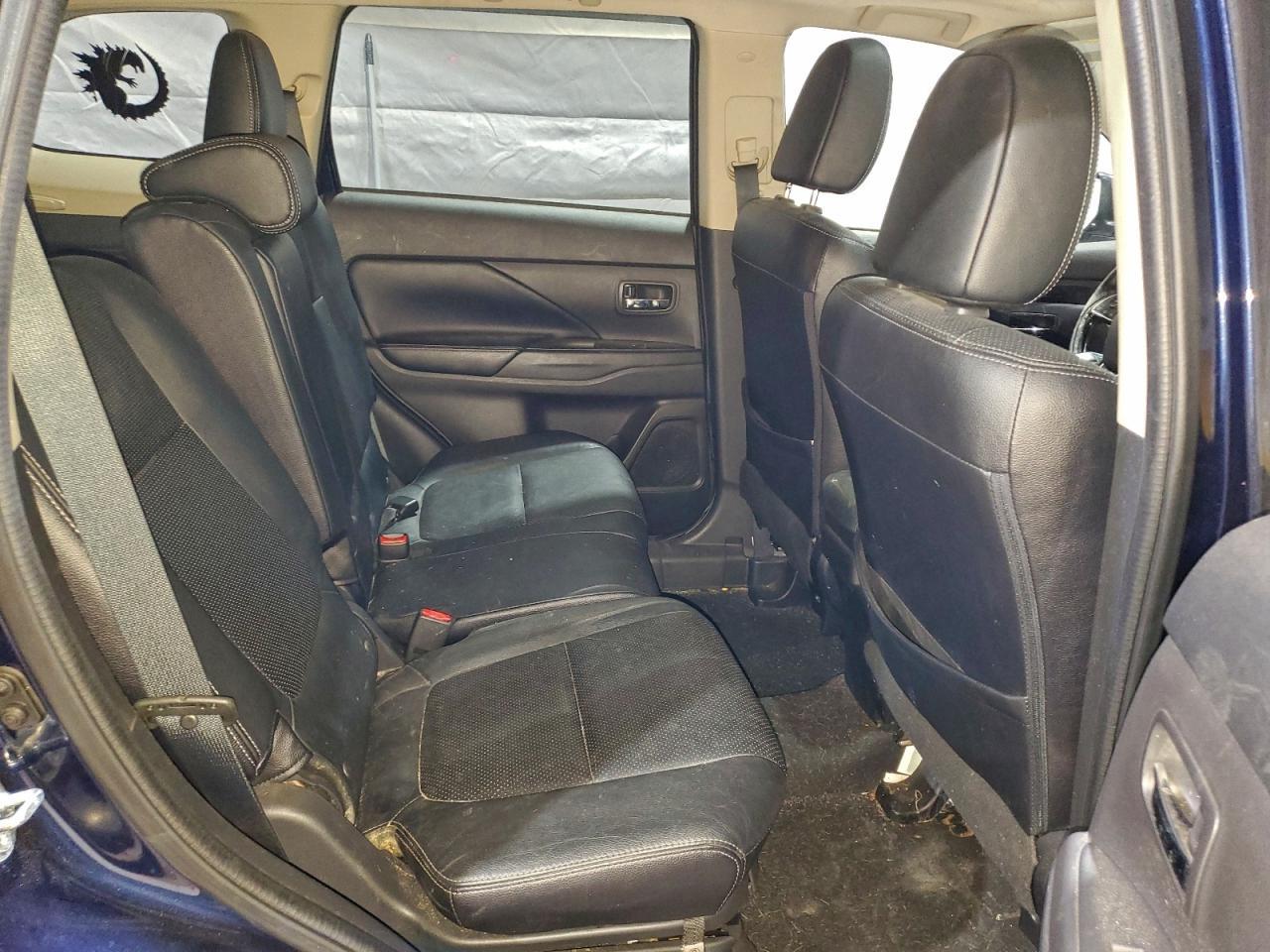 2016 MITSUBISHI outlander