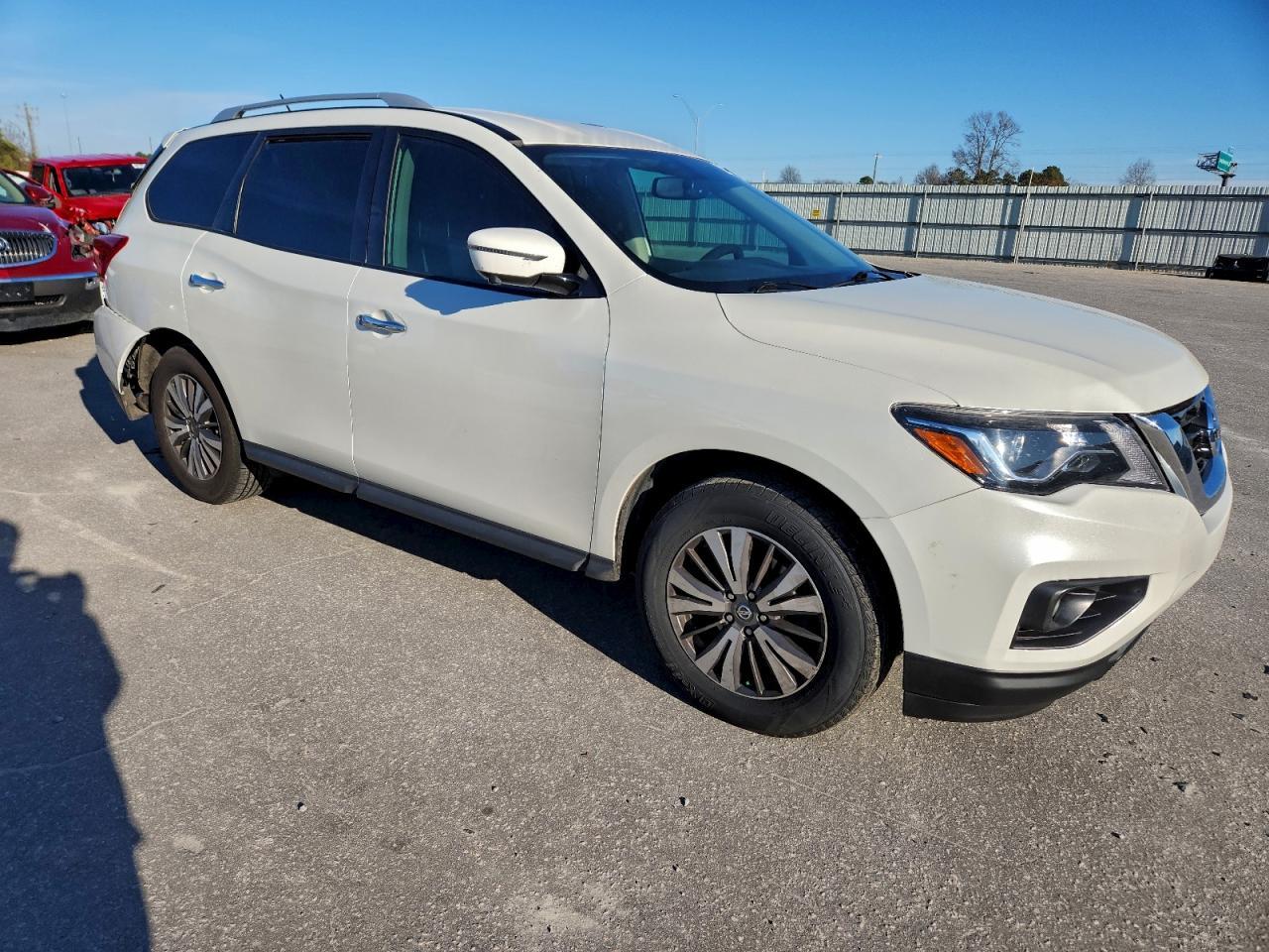 2018 NISSAN PATHFINDER