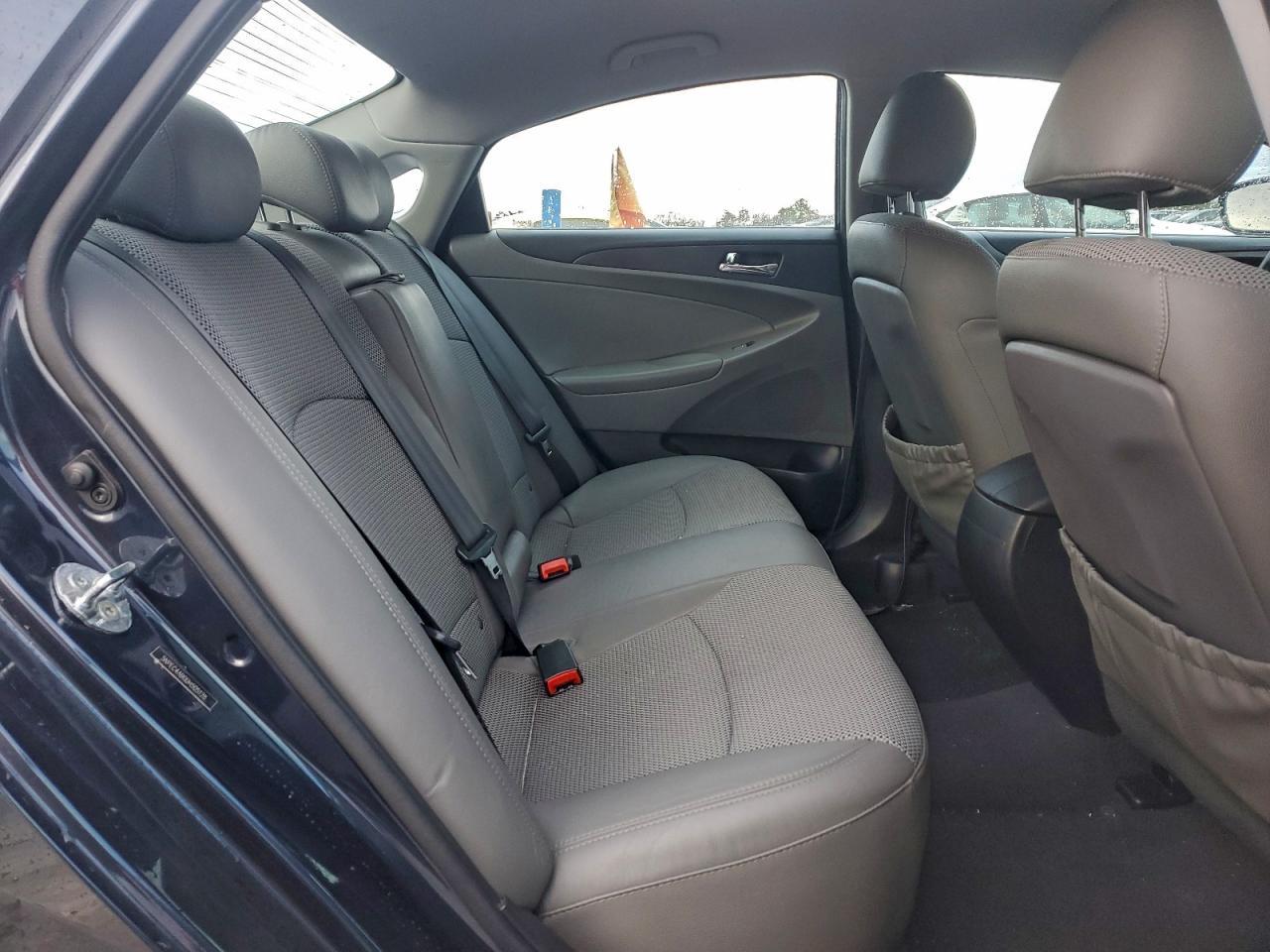 2013 HYUNDAI SONATA