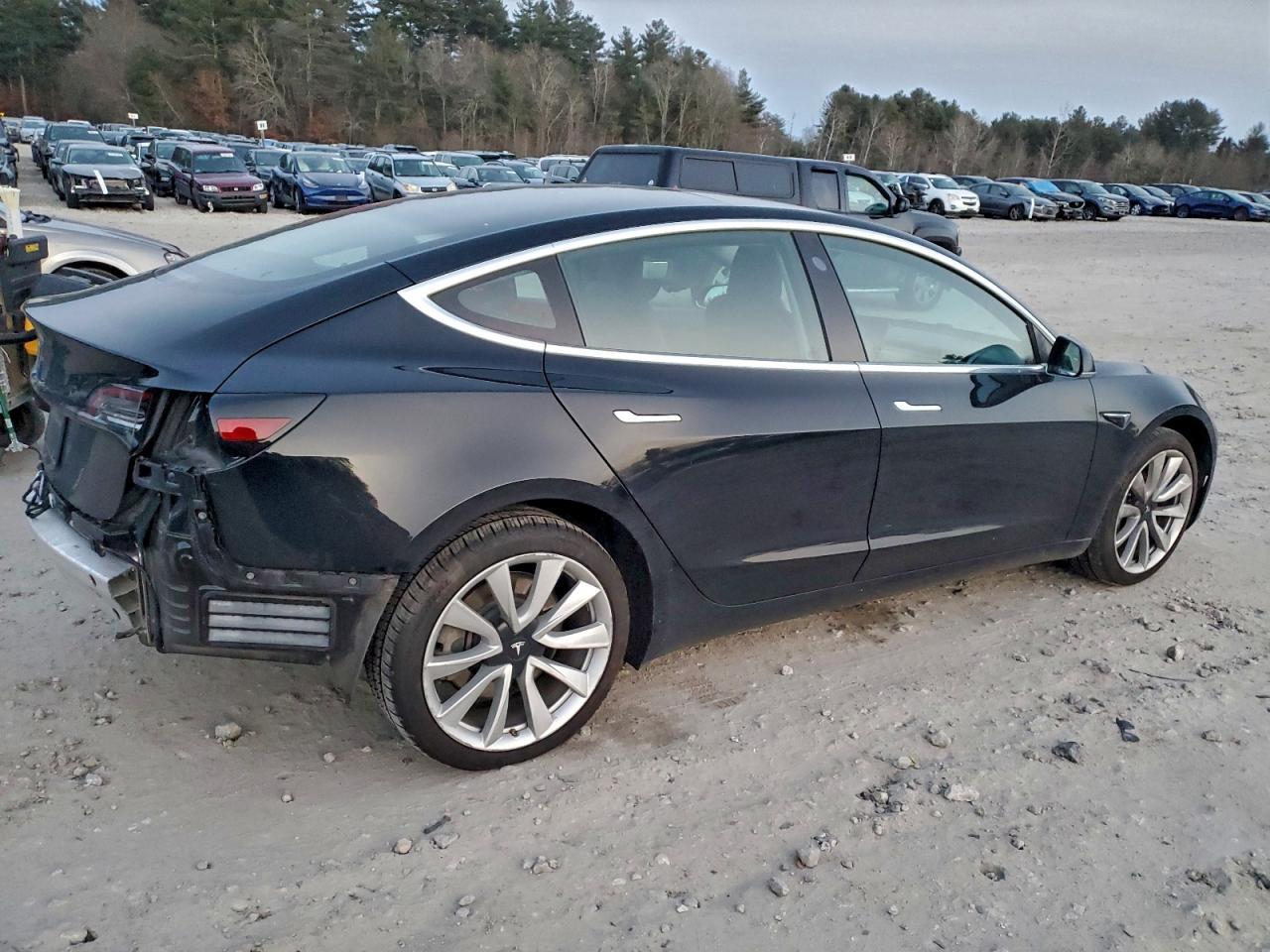 2020 TESLA MODEL 3