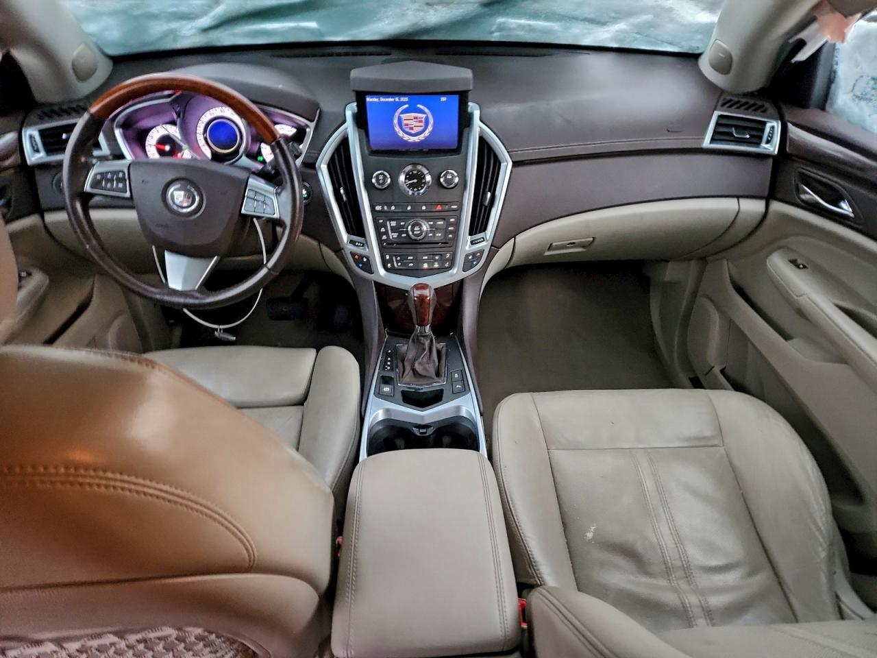 2010 CADILLAC SRX