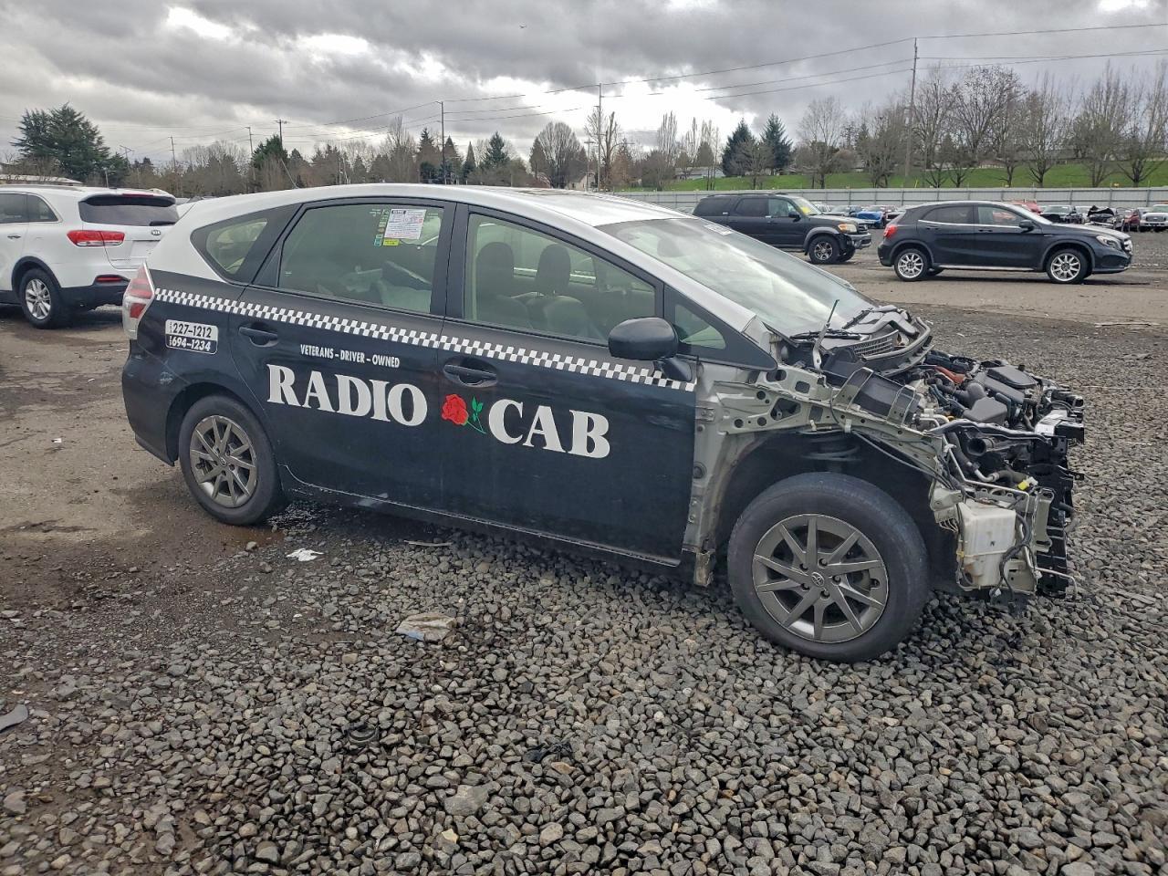 2017 TOYOTA PRIUS V