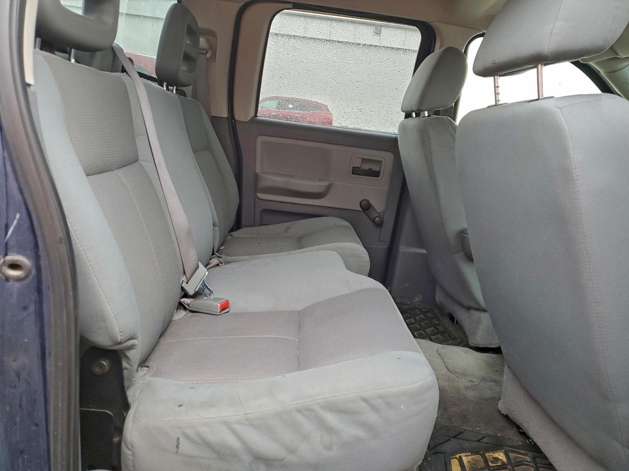2005 DODGE Dakota