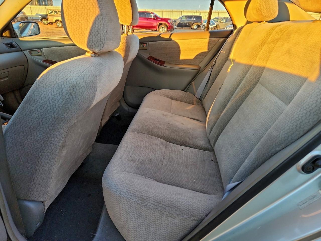 2004 TOYOTA COROLLA