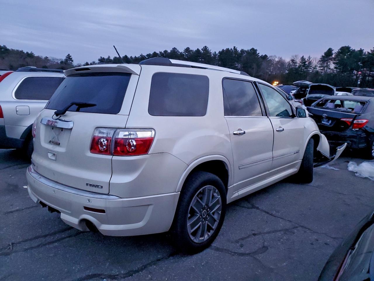 2012 GMC ACADIA