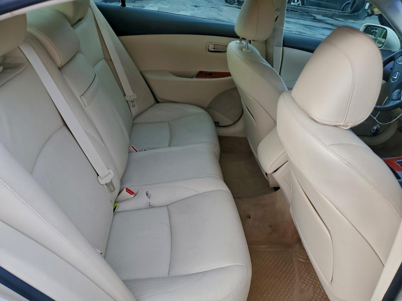 2011 LEXUS ES 350