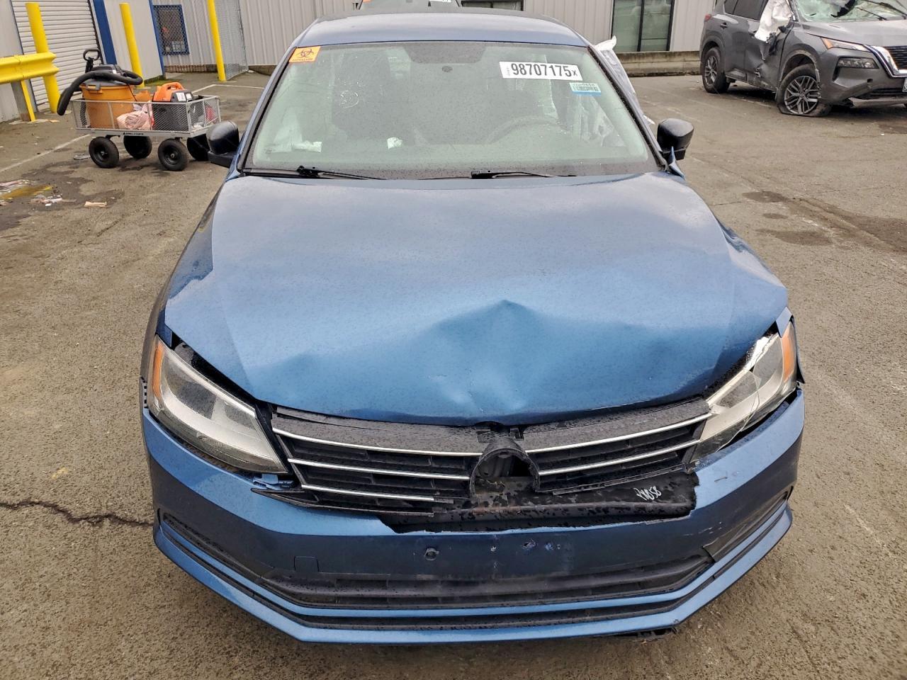 2016 VOLKSWAGEN JETTA