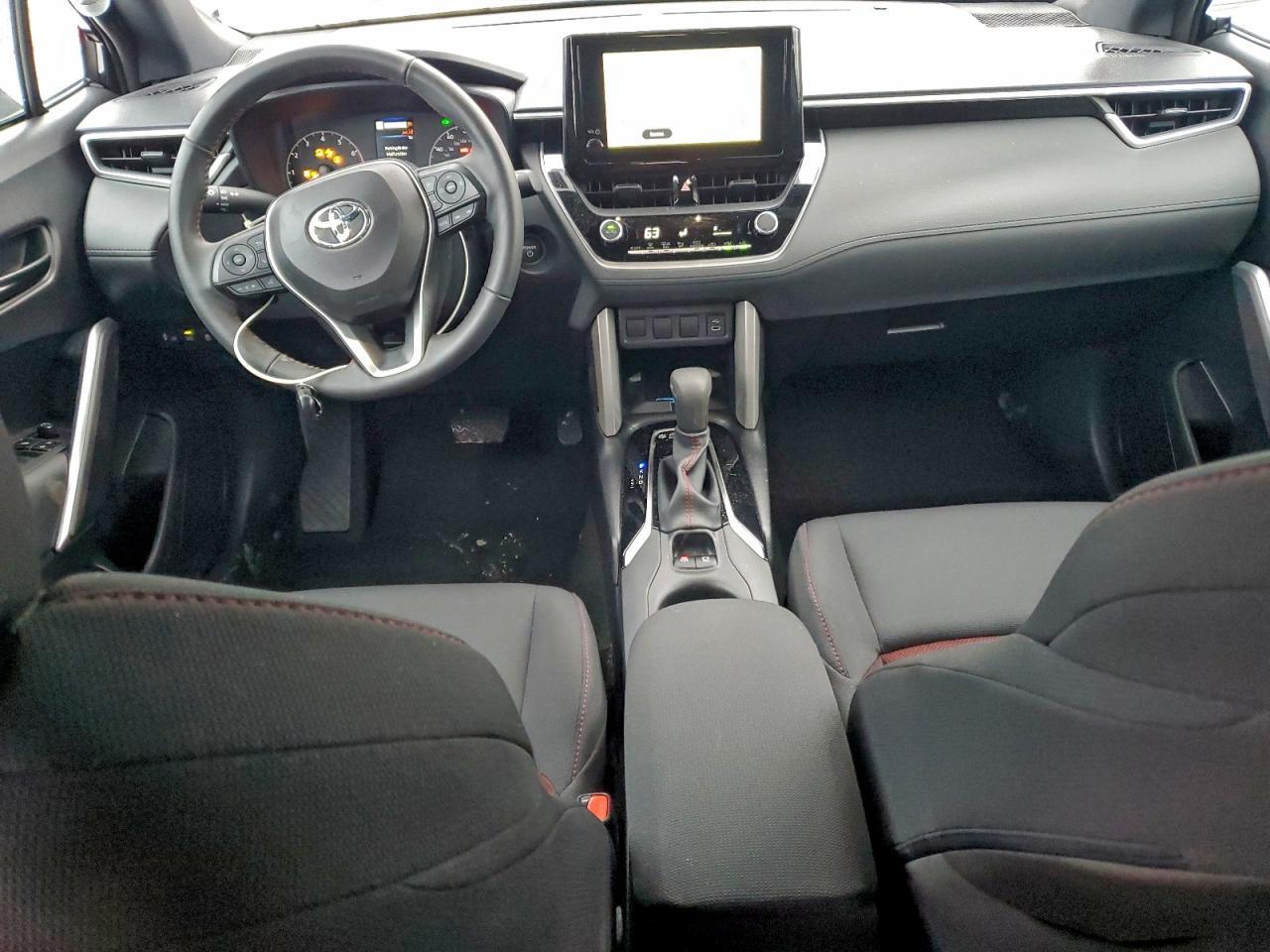 2024 TOYOTA Corolla Cross