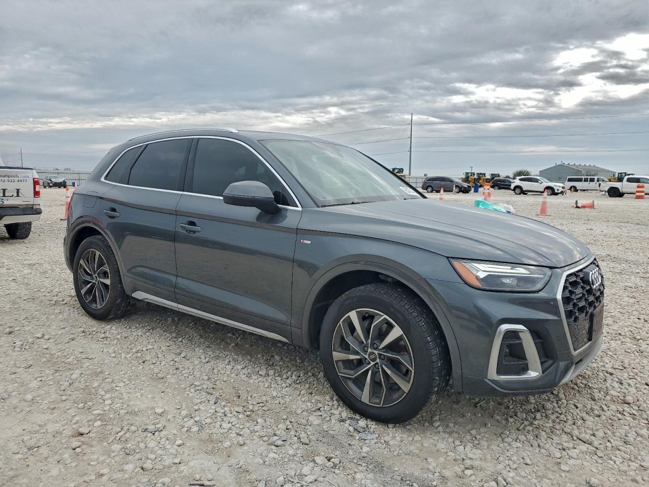 2023 AUDI Q5