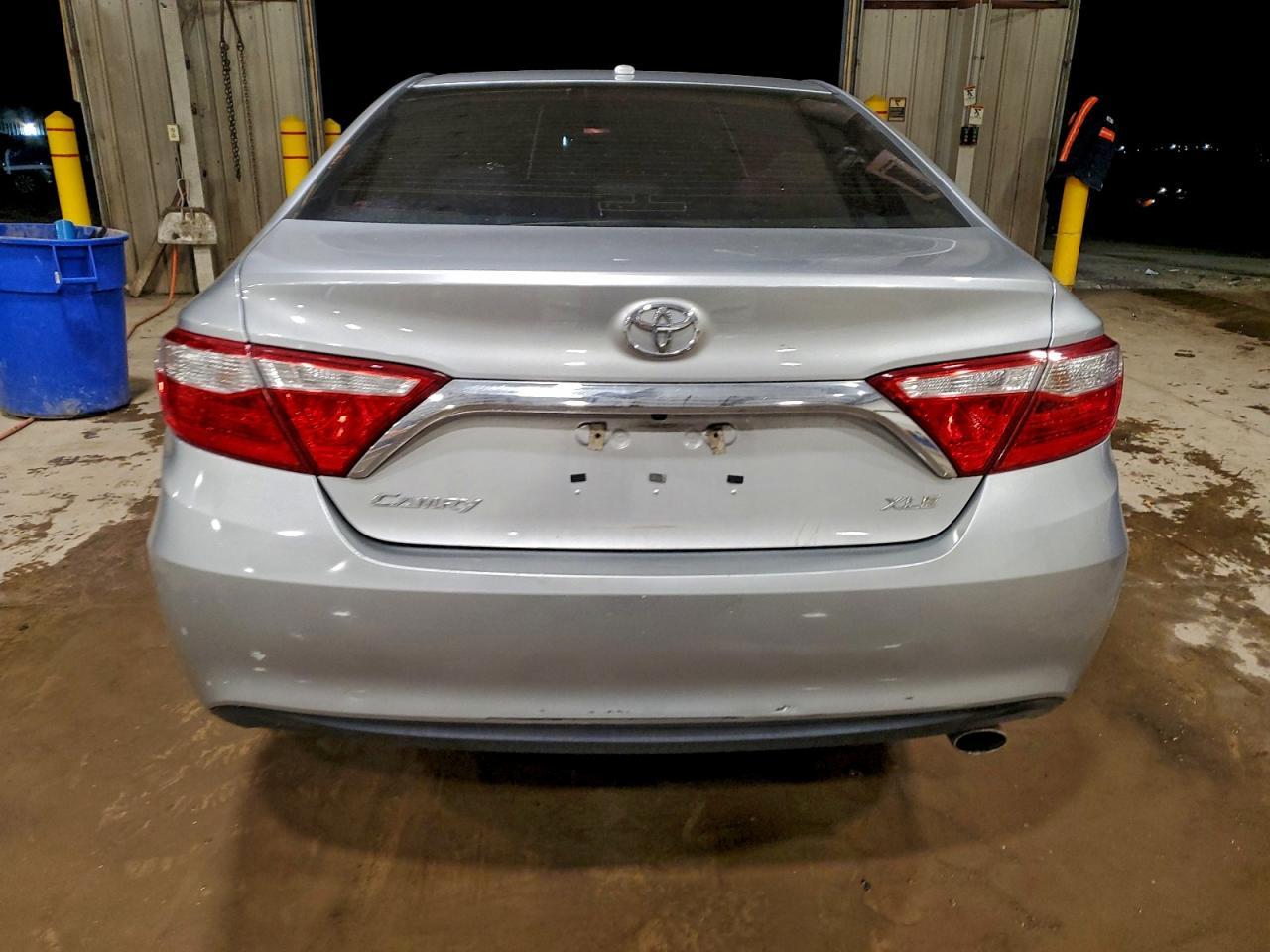 2017 TOYOTA CAMRY