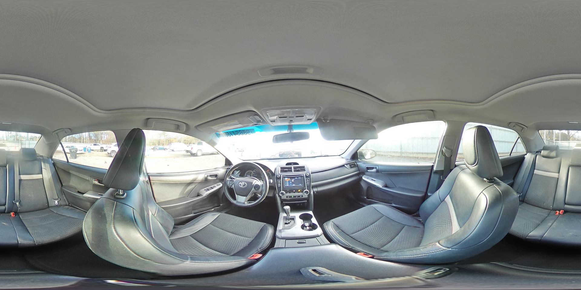 2014 TOYOTA CAMRY