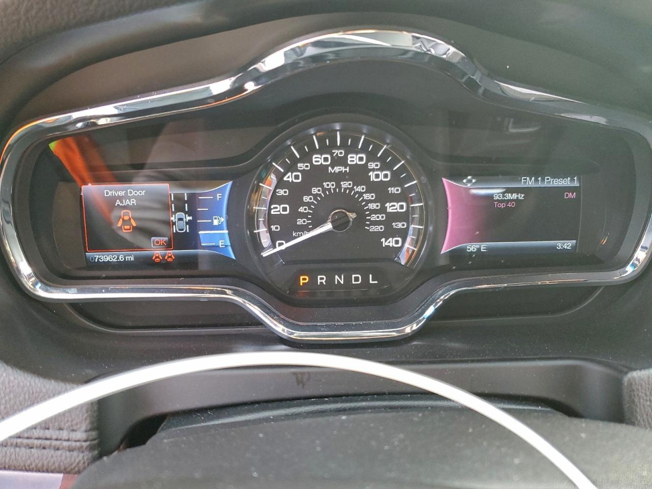 2015 LINCOLN MKT