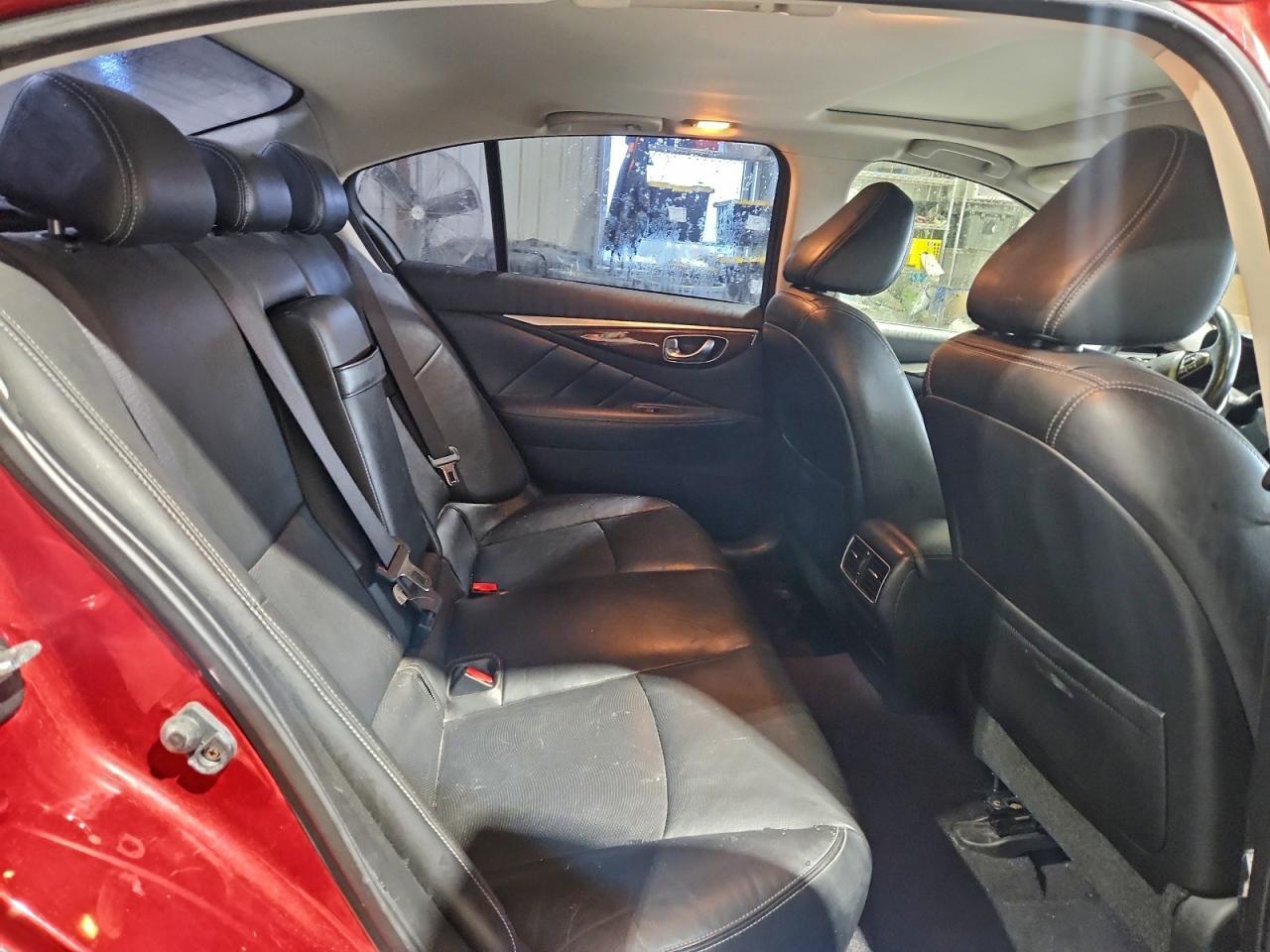 2014 INFINITI Q50