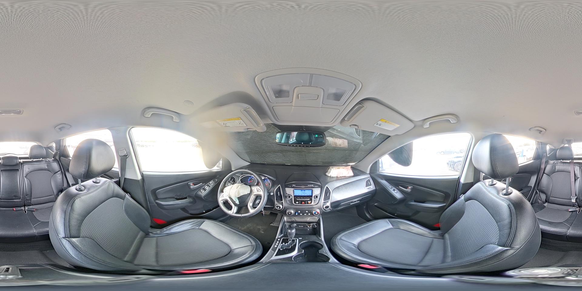 2012 HYUNDAI TUCSON