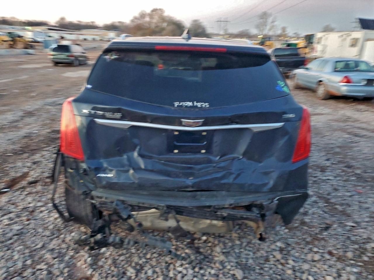 2017 CADILLAC XT5