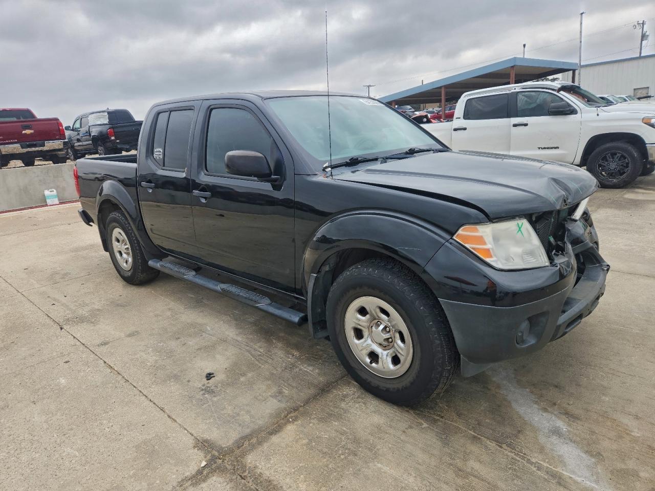2017 NISSAN Frontier