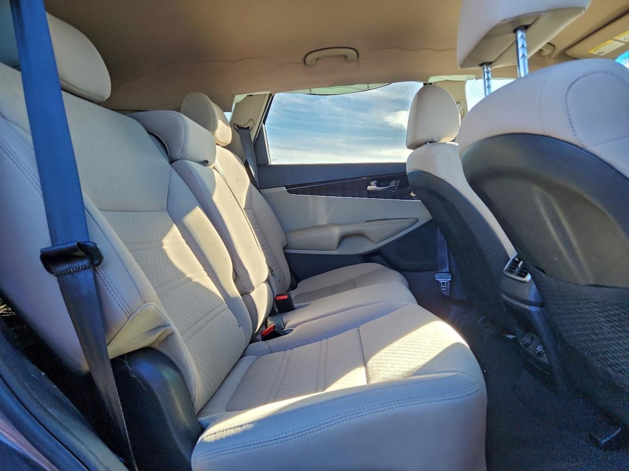 2020 KIA SORENTO