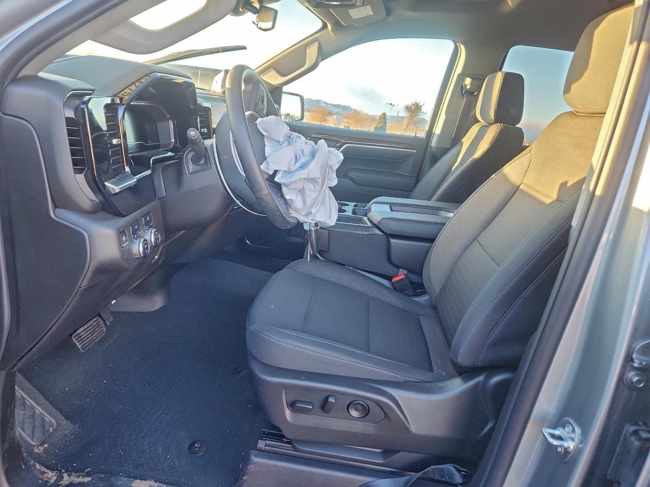 2025 GMC Sierra