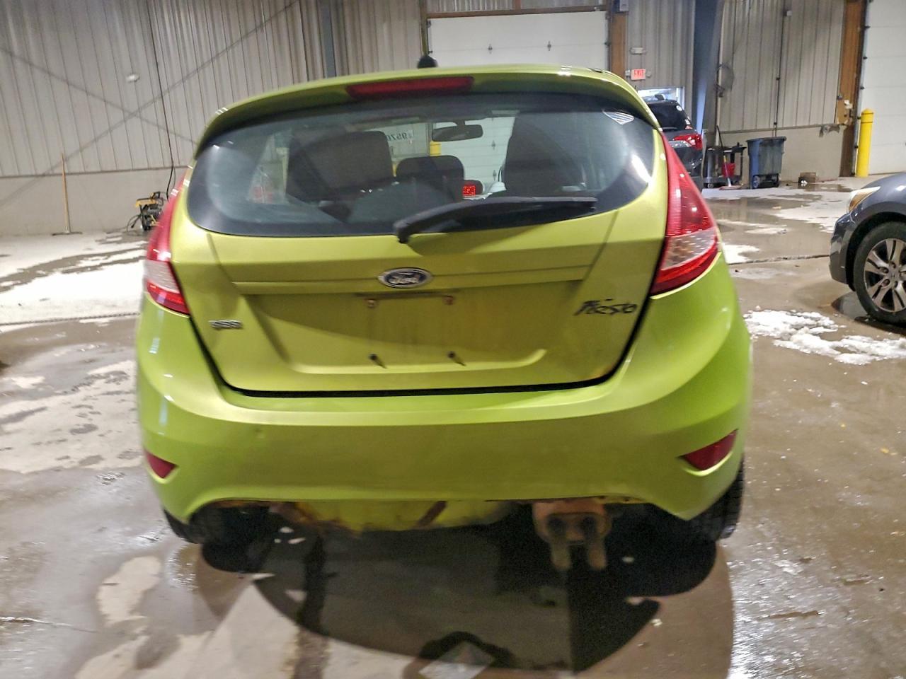 2012 FORD Fiesta