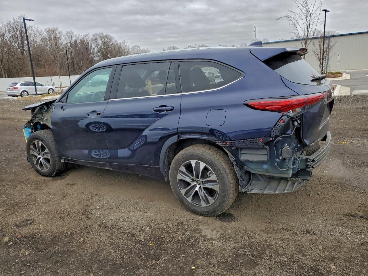 2022 TOYOTA HIGHLANDER