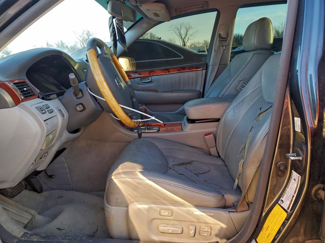 2004 LEXUS Ls 430