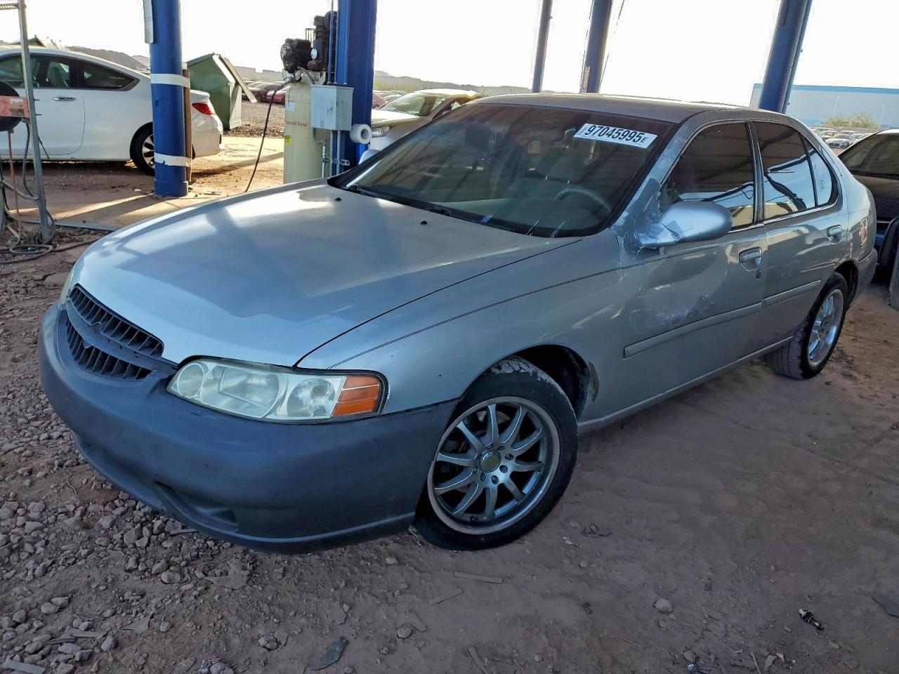 2000 NISSAN ALTIMA
