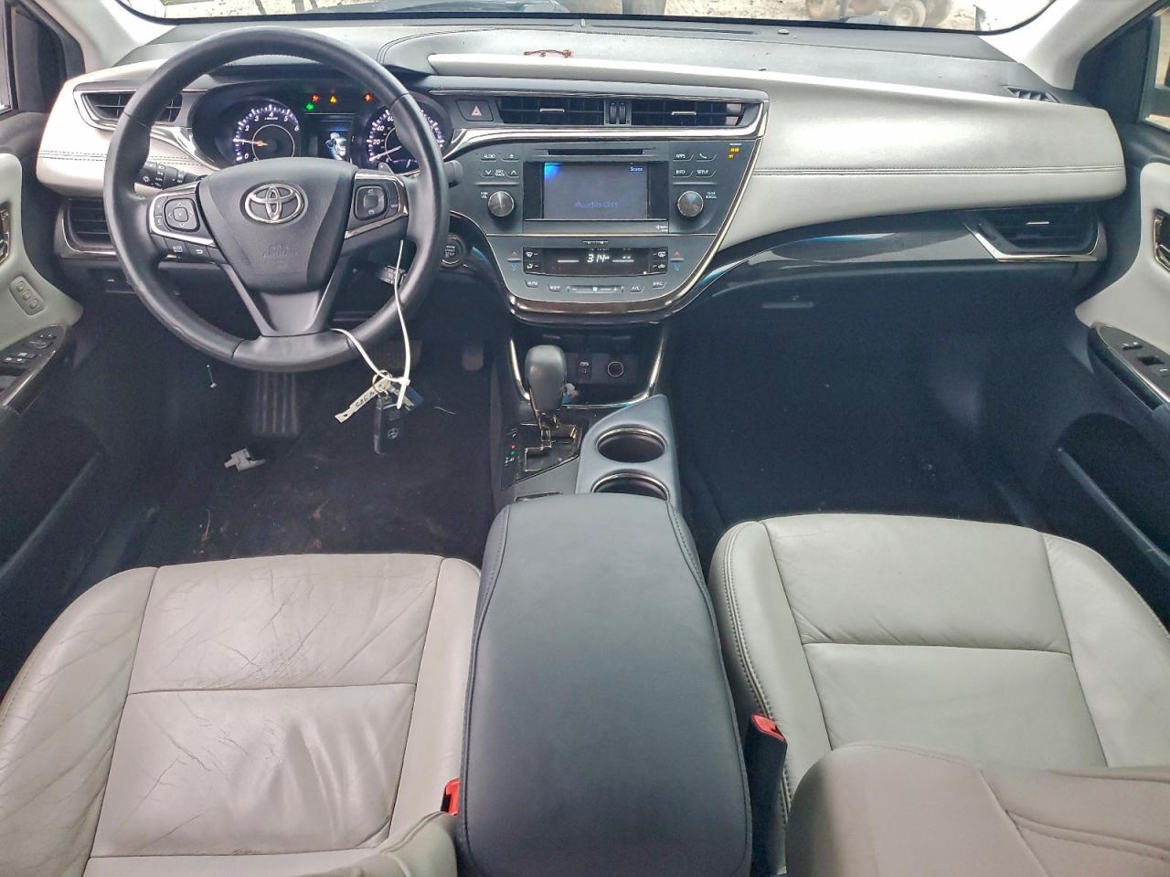 2013 TOYOTA Avalon