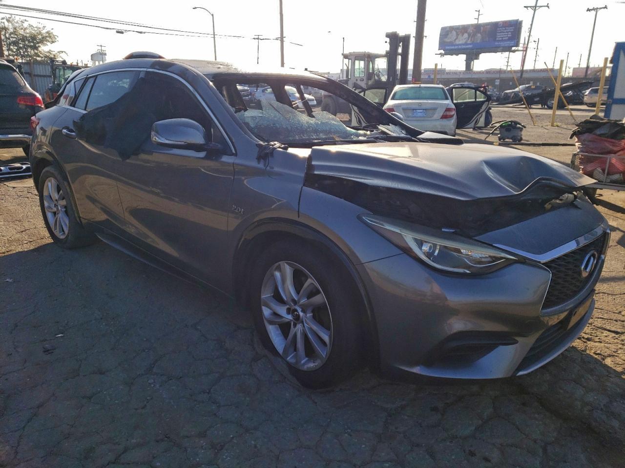 2018 INFINITI QX30