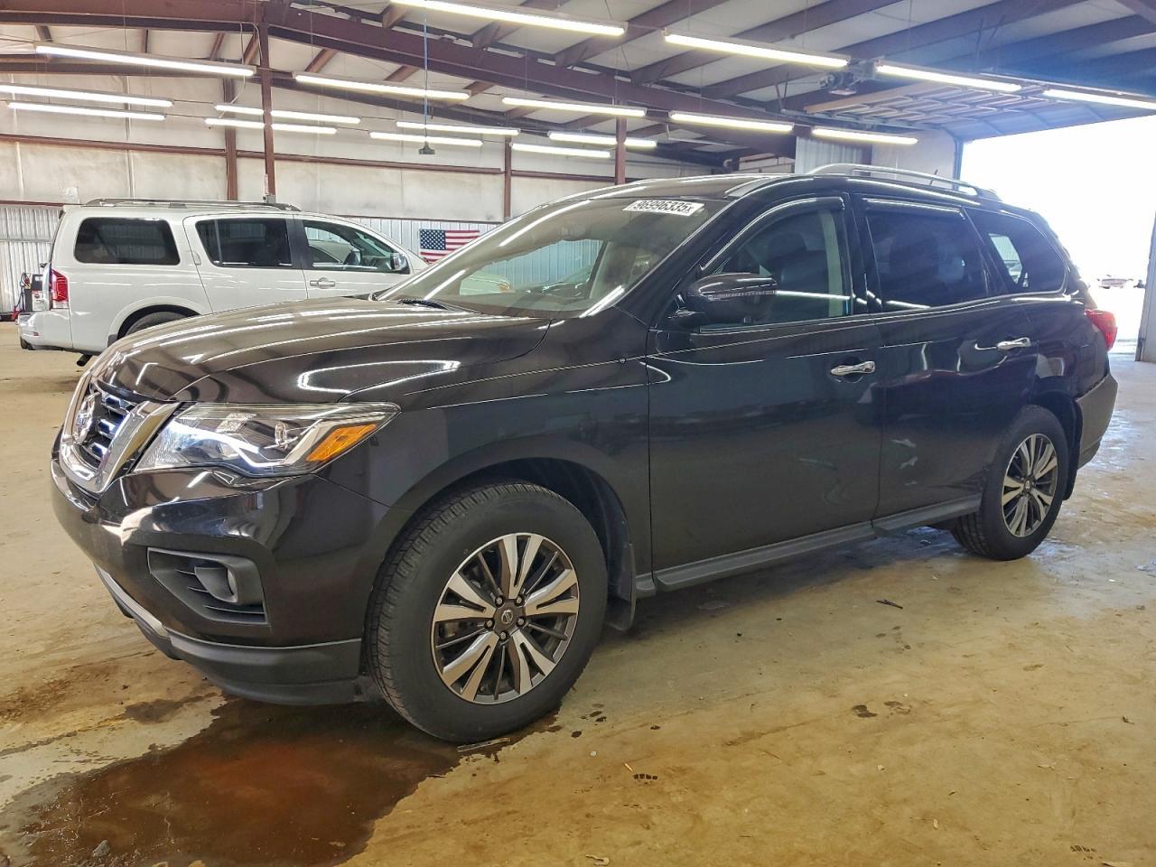 2017 NISSAN PATHFINDER