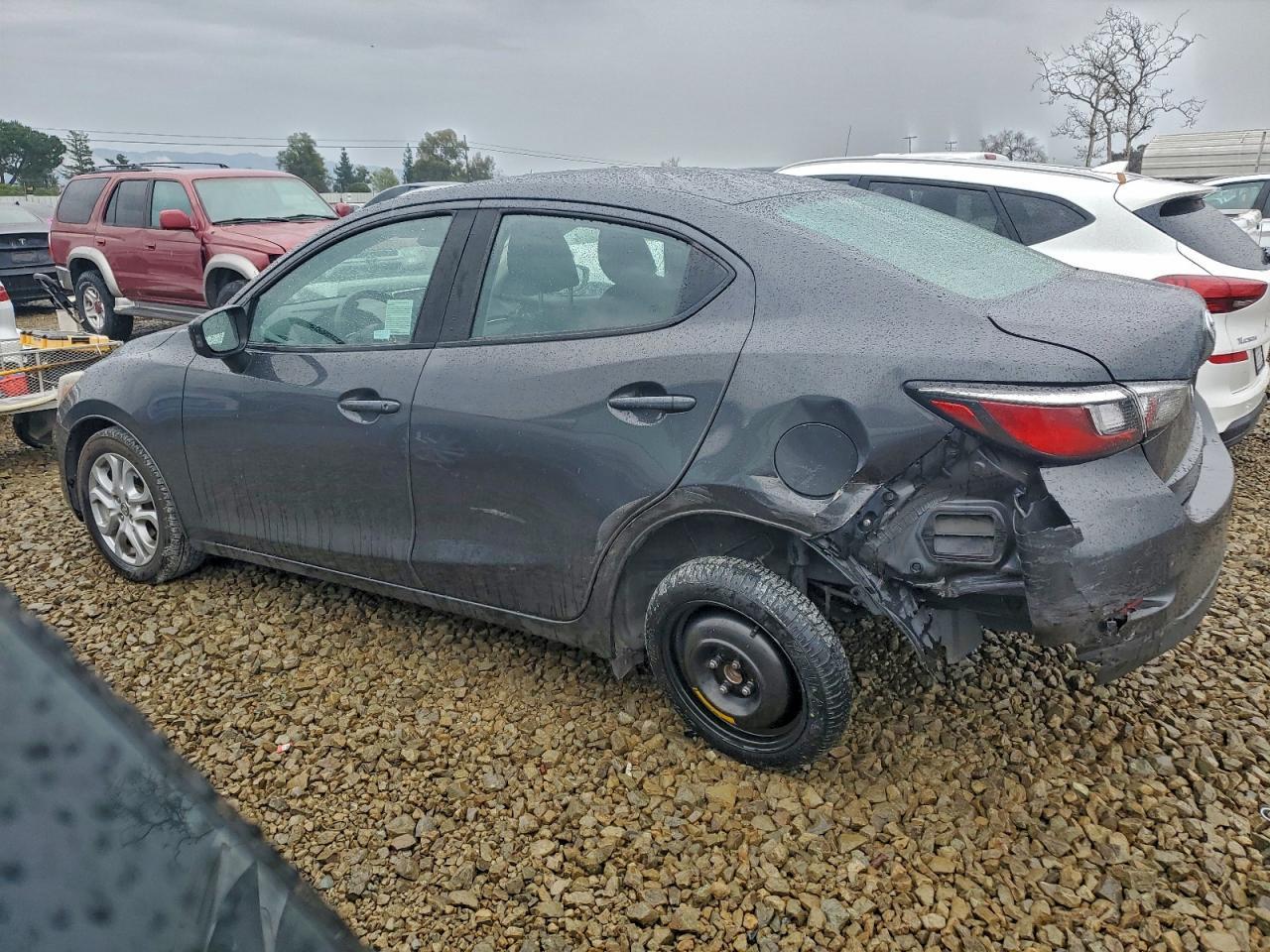 2017 TOYOTA YARIS