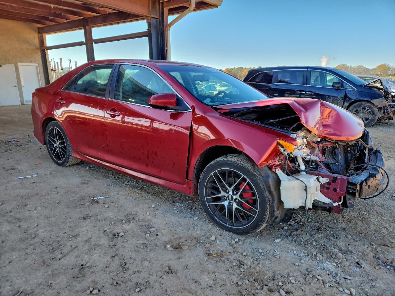2014 TOYOTA CAMRY