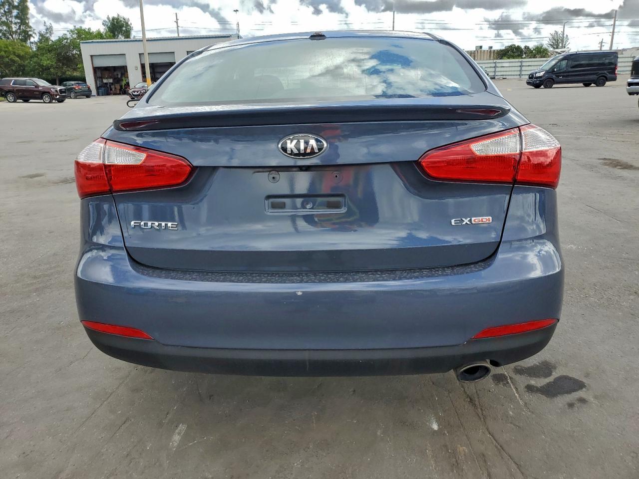 2014 KIA FORTE