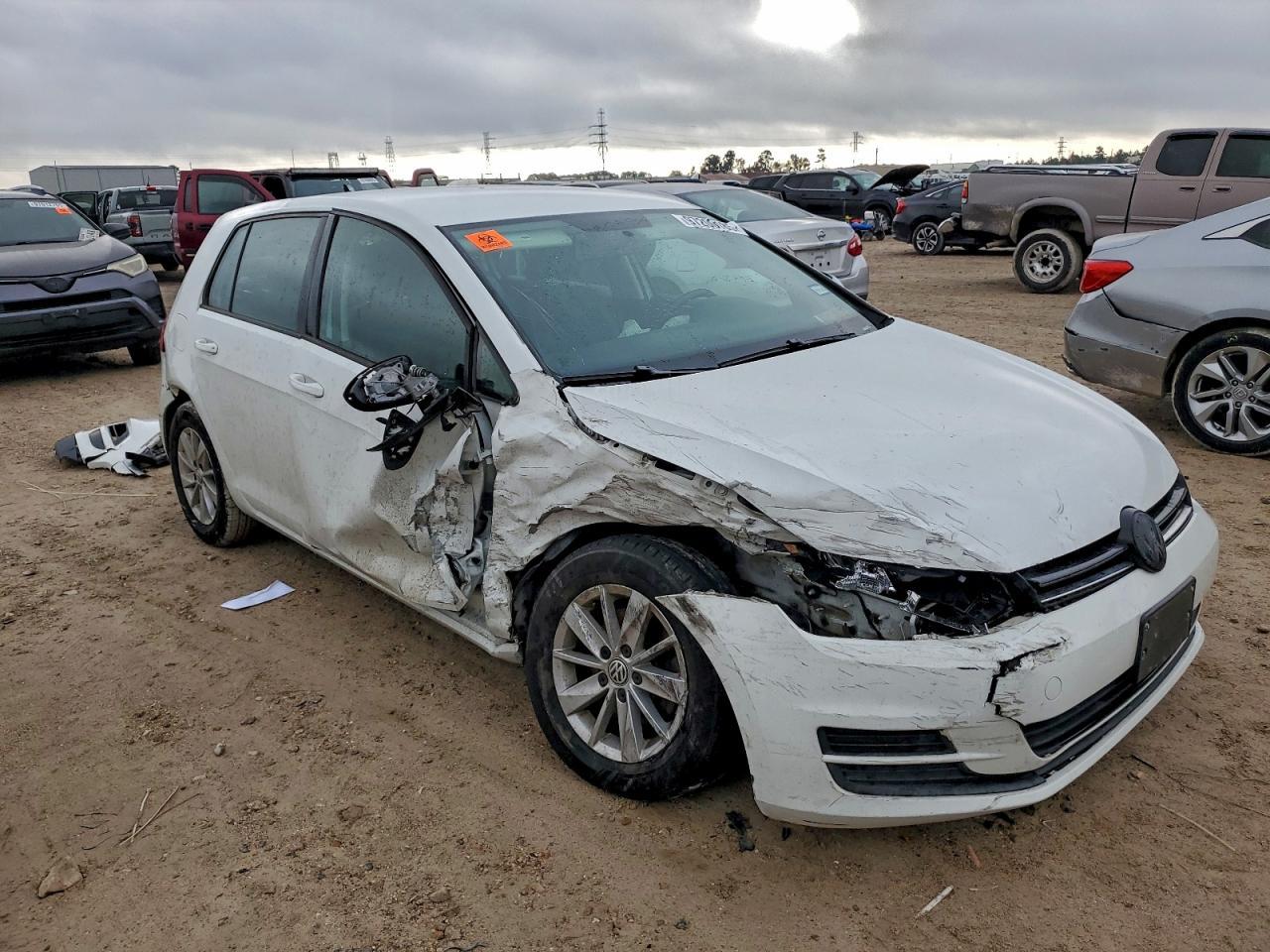 2015 VOLKSWAGEN GOLF