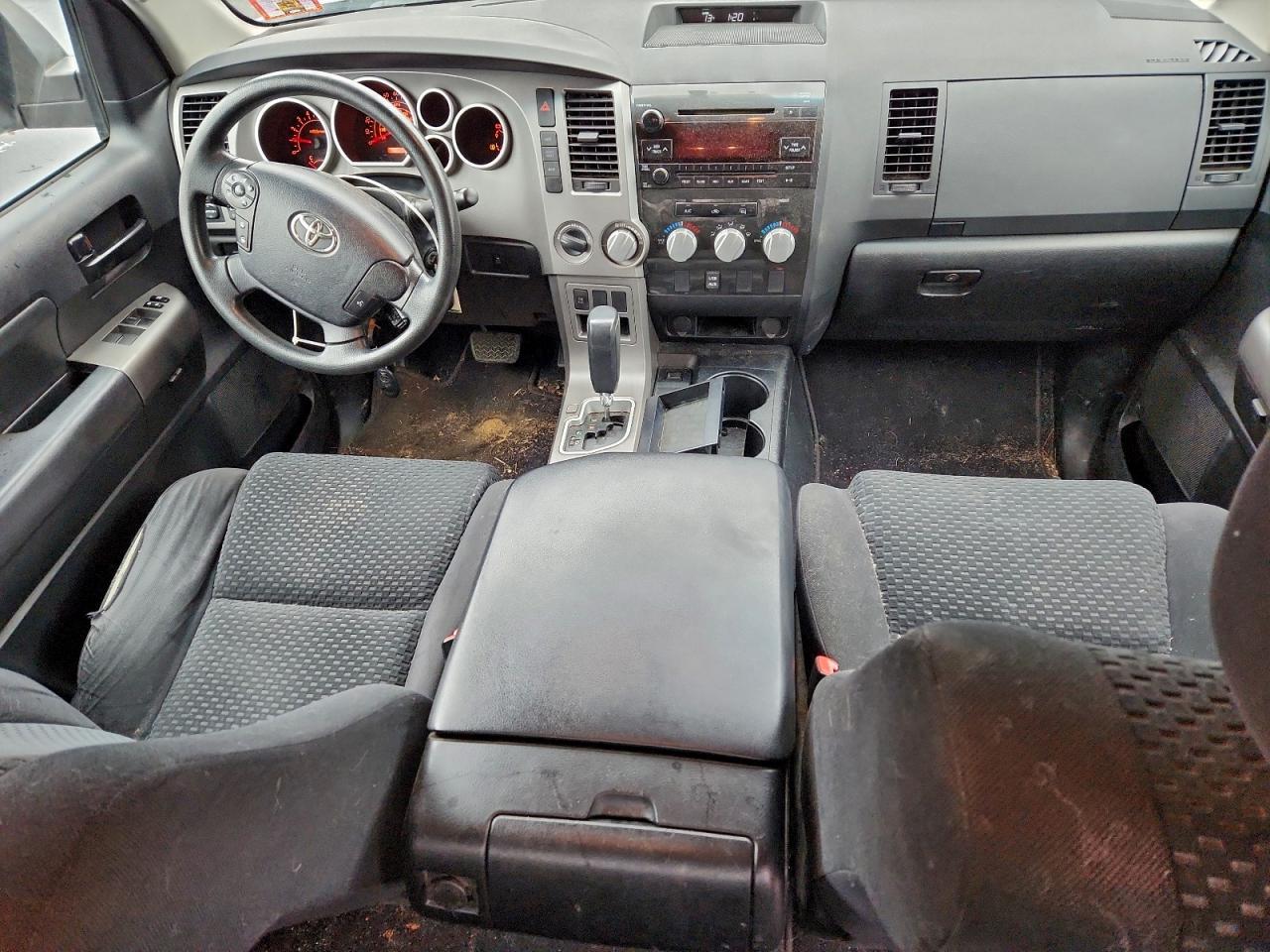 2011 TOYOTA TUNDRA