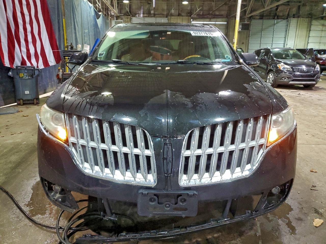 2010 LINCOLN MKT