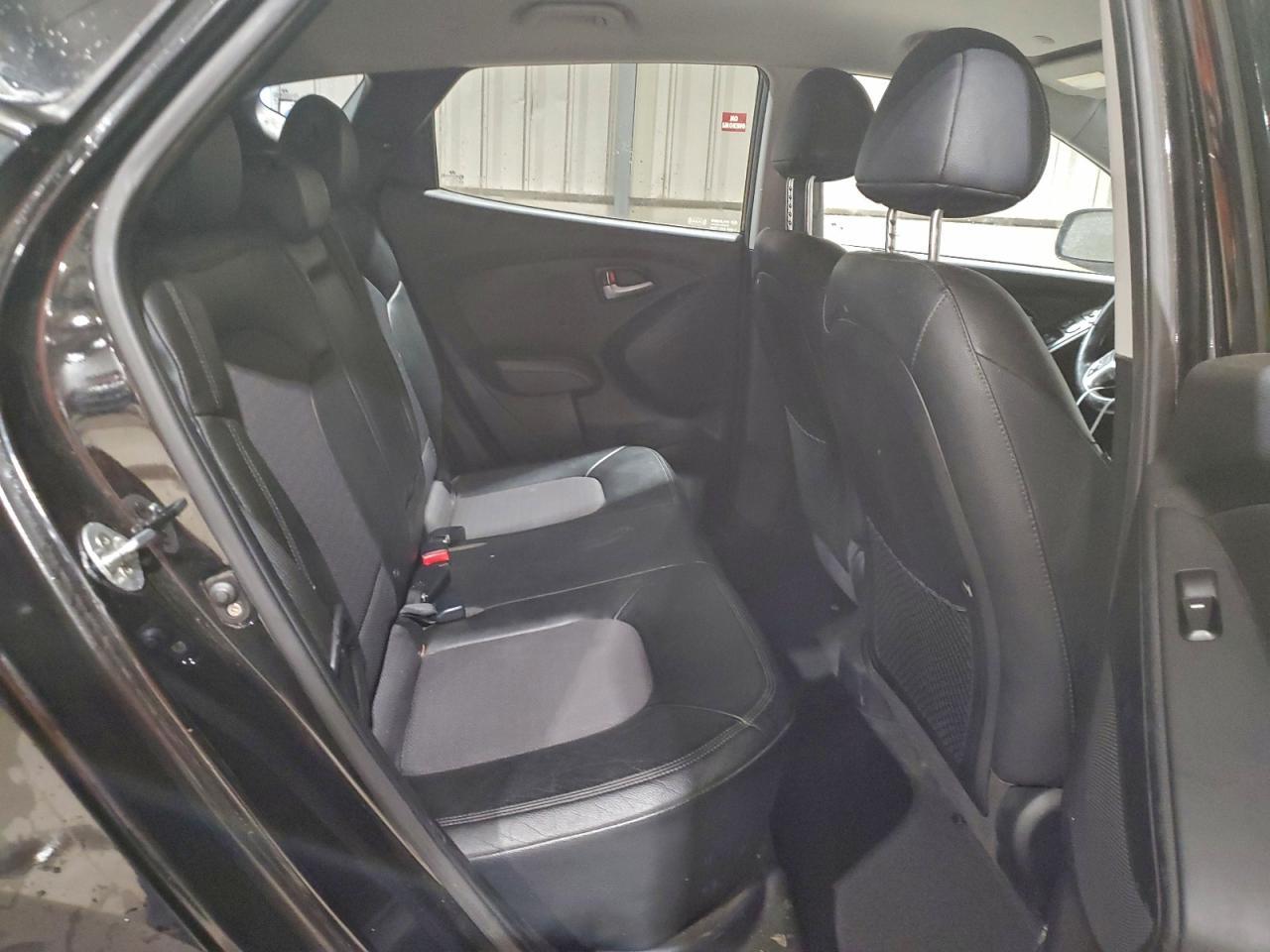 2012 HYUNDAI TUCSON