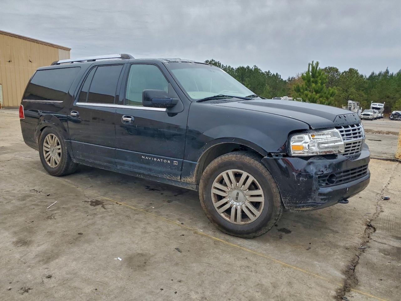 2012 LINCOLN Navigator