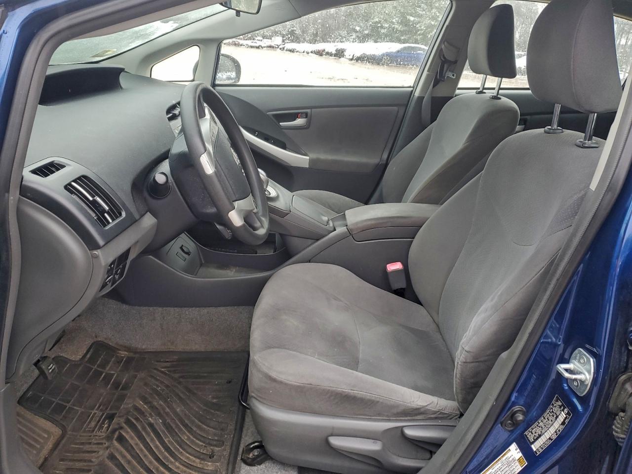 2011 TOYOTA PRIUS