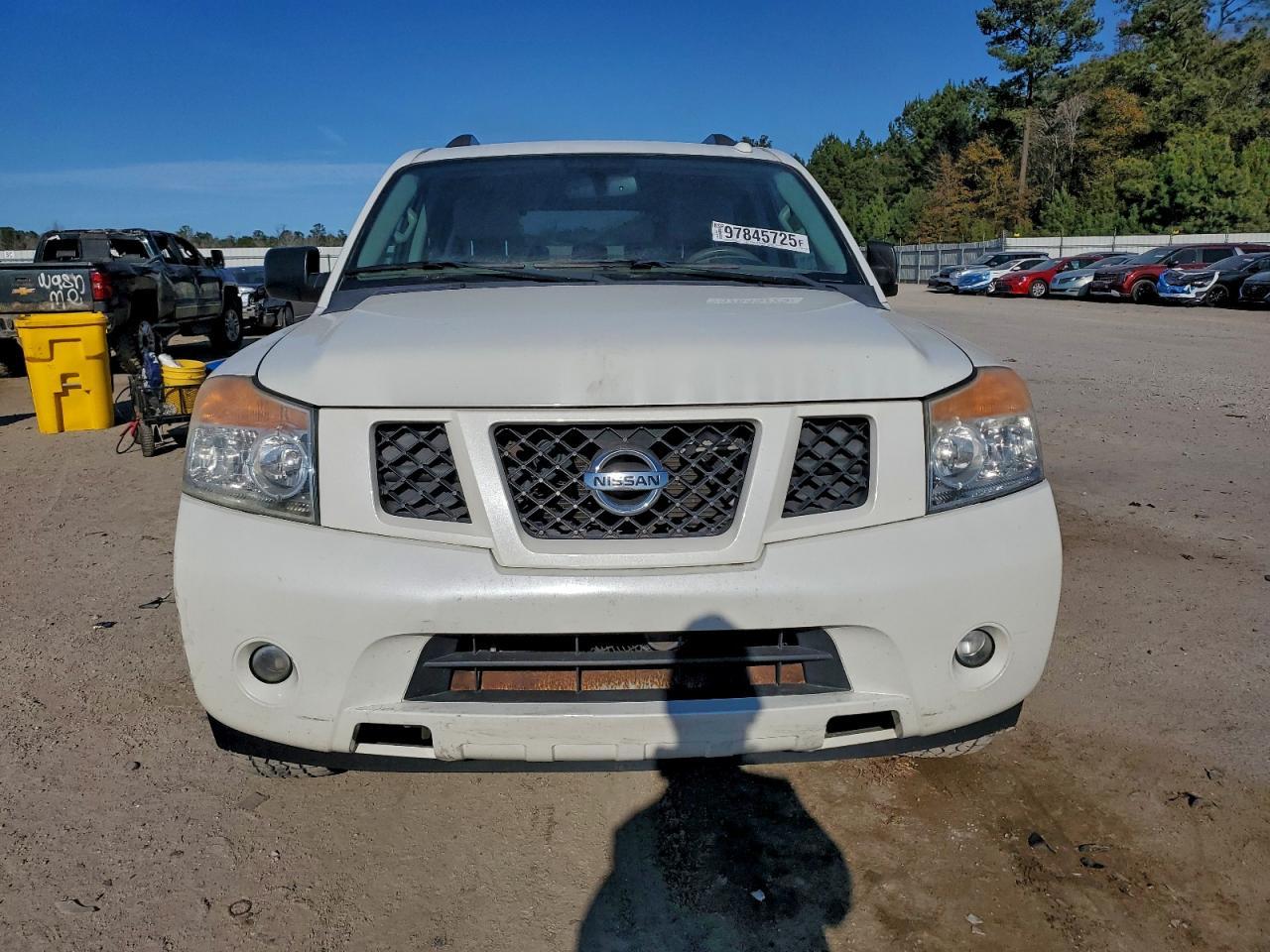 2014 NISSAN Armada