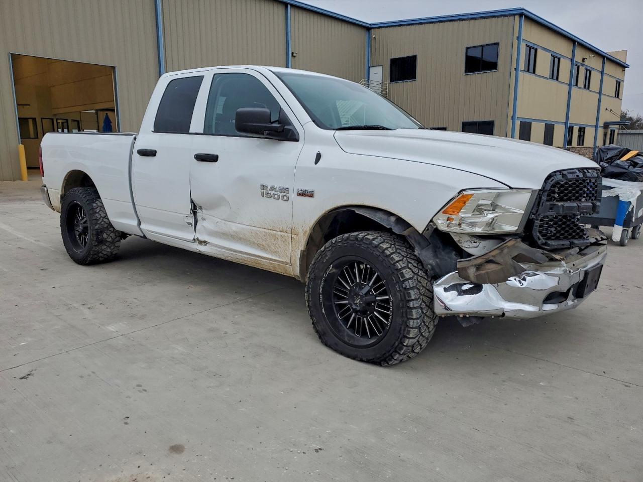 2018 RAM 1500 ST