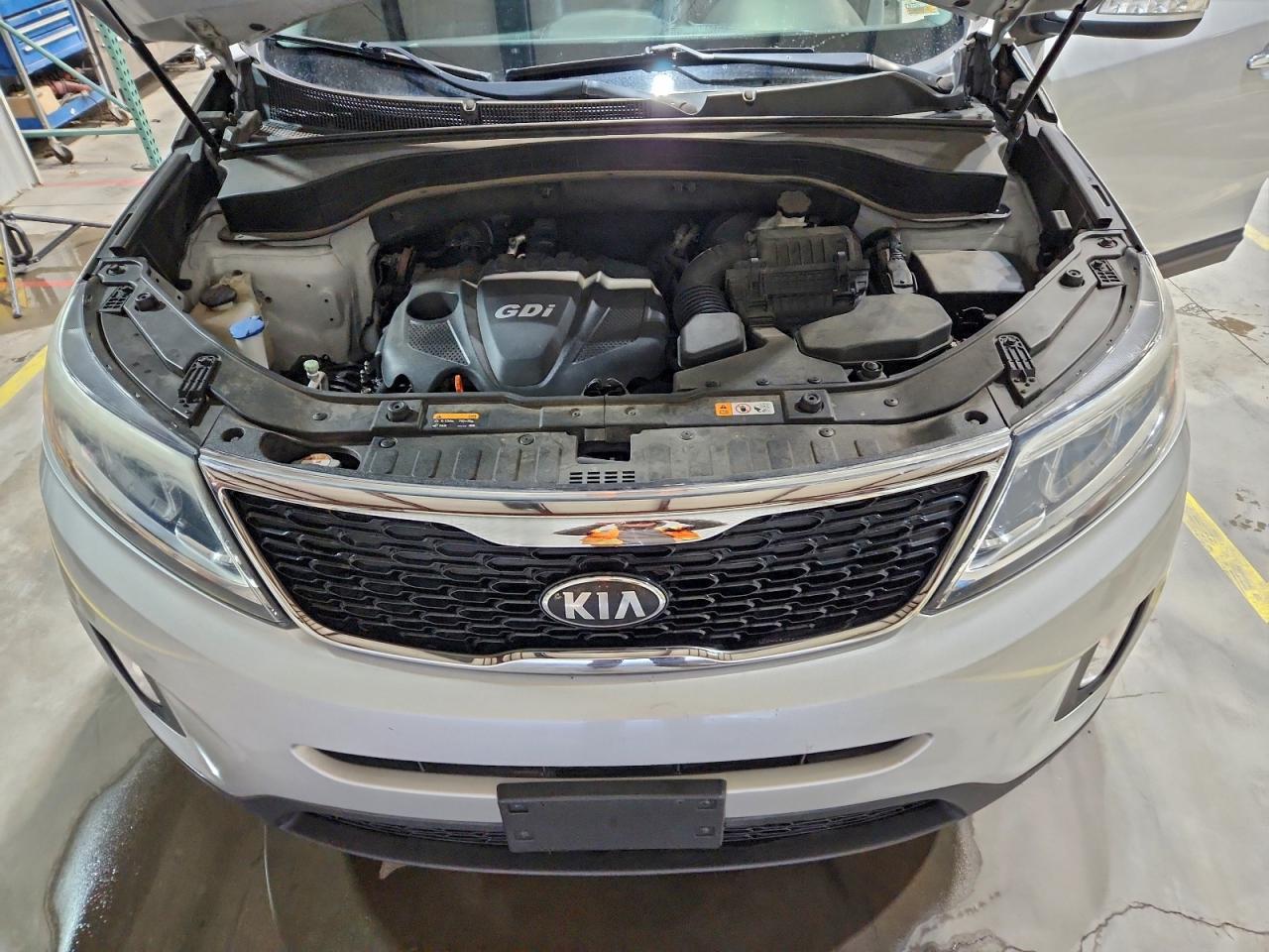 2014 KIA SORENTO