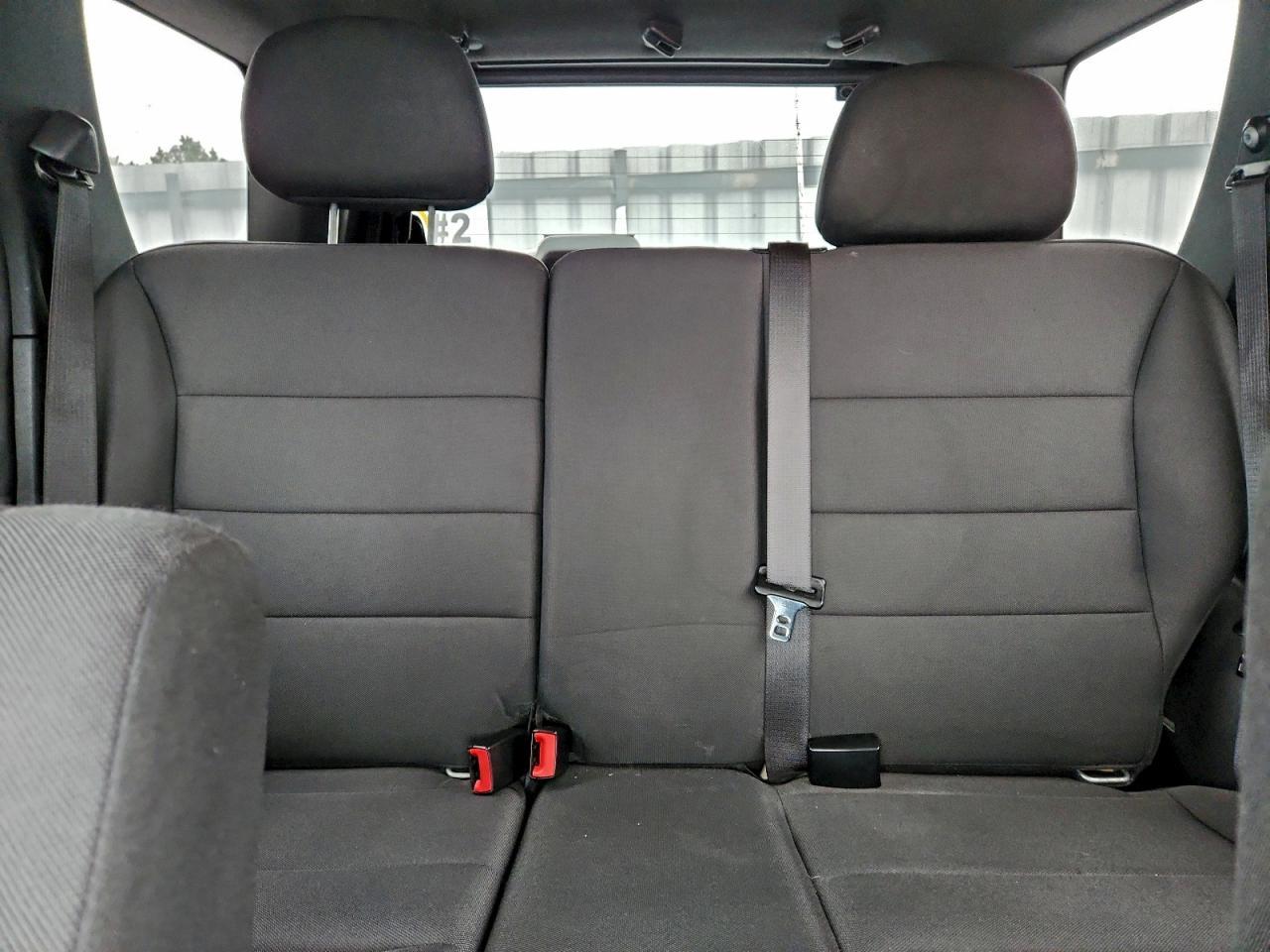 2010 FORD ESCAPE