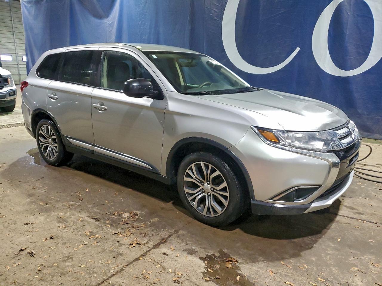 2018 MITSUBISHI outlander