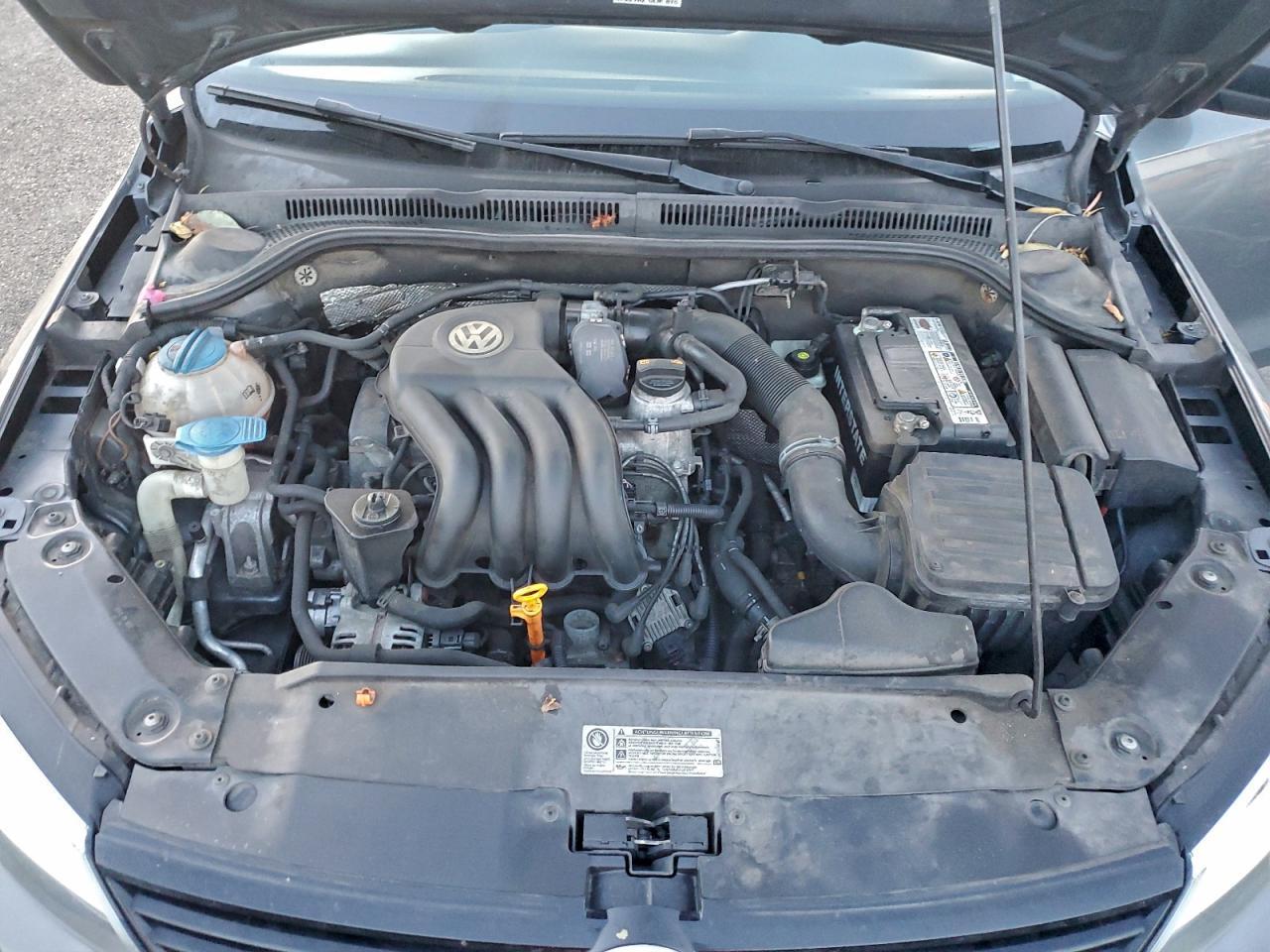 2011 VOLKSWAGEN JETTA