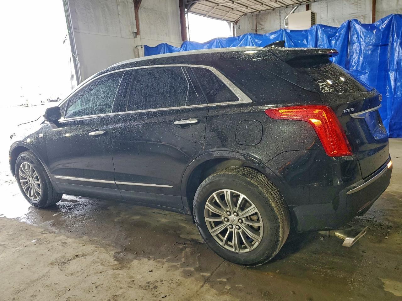 2017 CADILLAC XT5