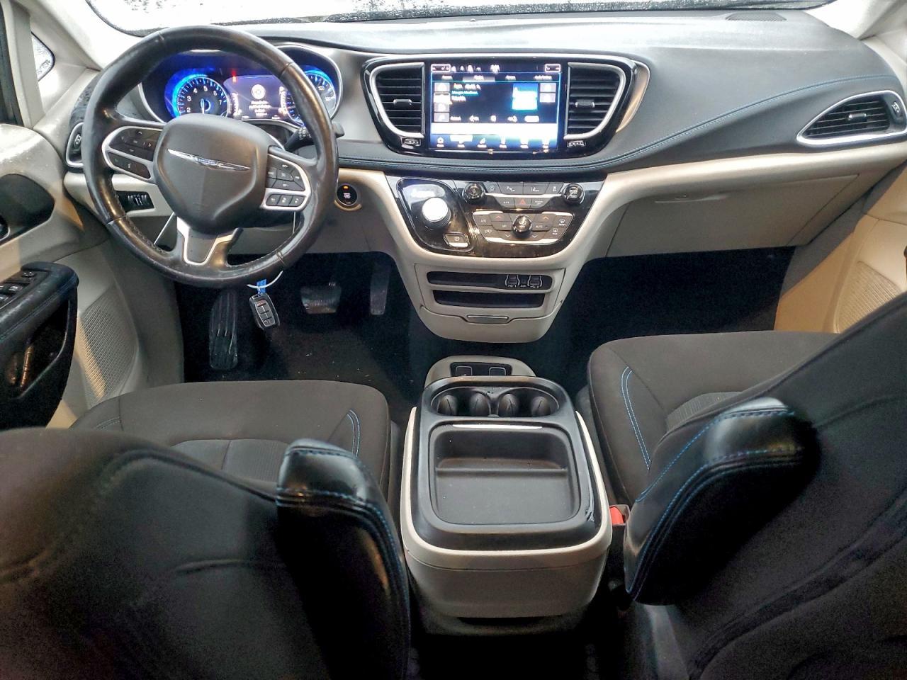 2021 CHRYSLER Pacifica