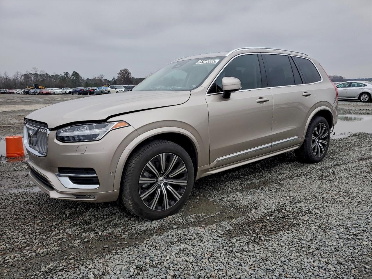 2024 VOLVO XC90