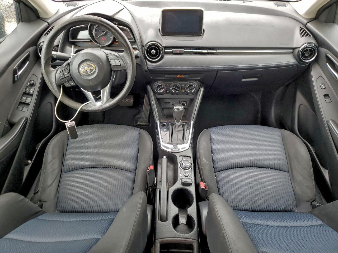 2016 TOYOTA SCION