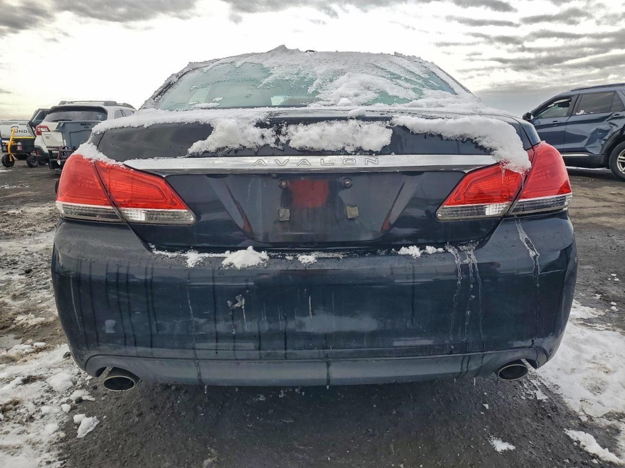 2012 TOYOTA Avalon